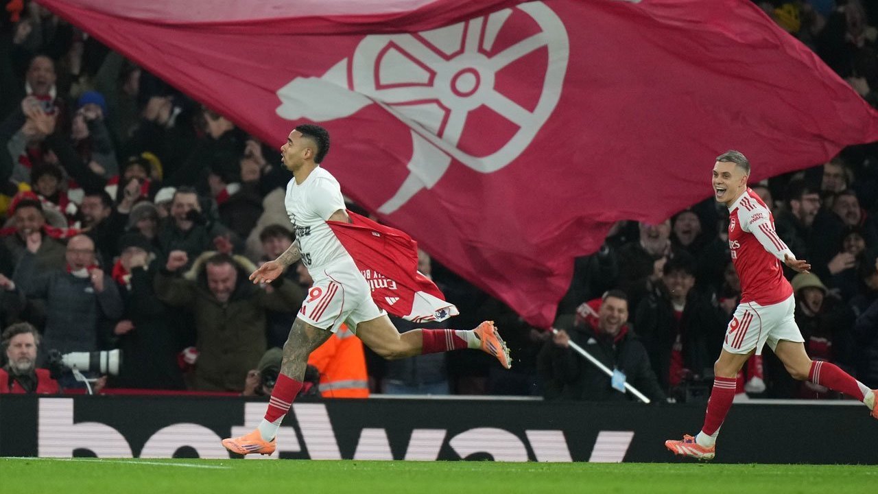 Hasil Arsenal vs Aston Villa: Sang Pemuncak Klasemen Menutup Tahun 2025 dengan Manis